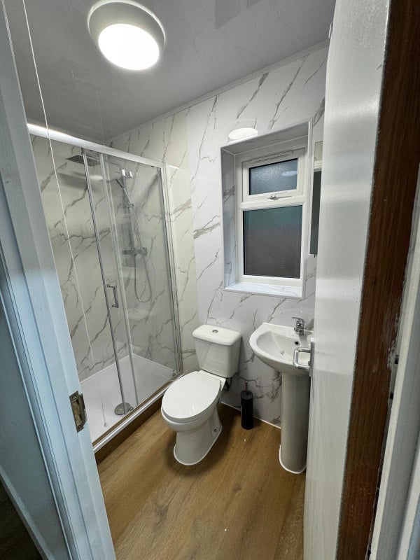 Room Bath Street in Rugby