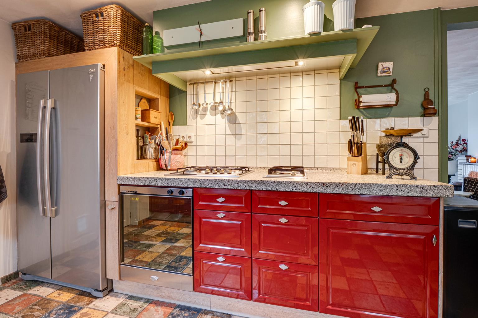Twee-onder-één-kap te koop: Dorpsstraat 266, Zuid-Scharwoude