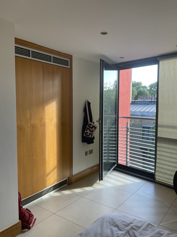 Flat Early Mews in Greater London
