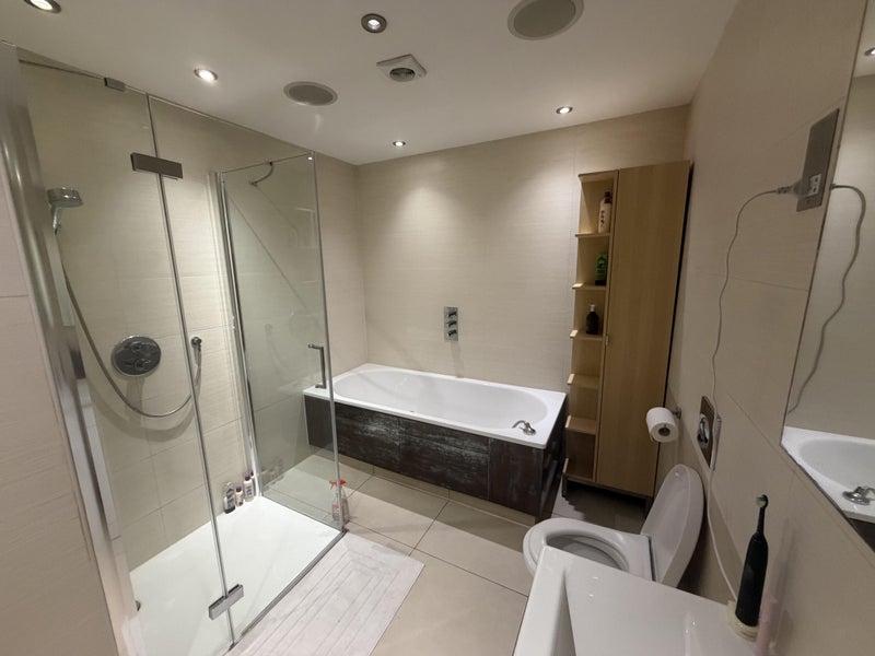 Flat Early Mews in Greater London