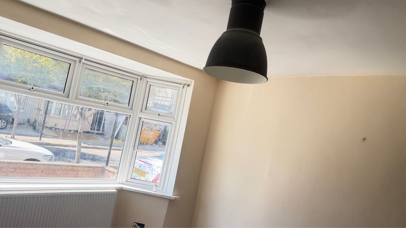 Room Stirling Road in Greater London