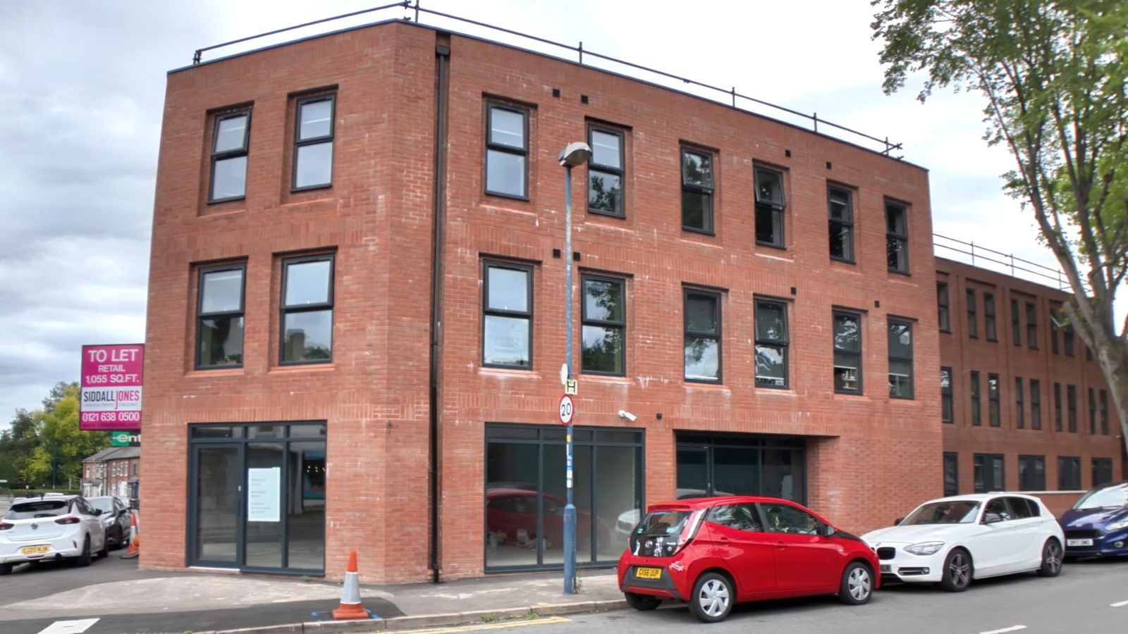 Room Twyning Road in Birmingham