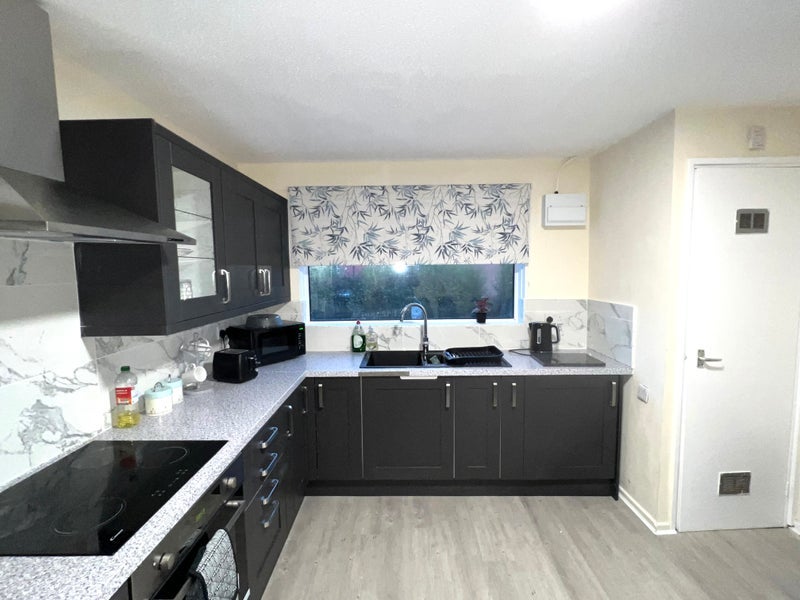 Room Freya Grove in Salford