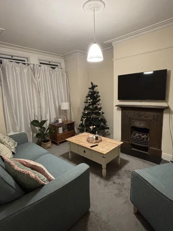 Room Dorien Road in Greater London