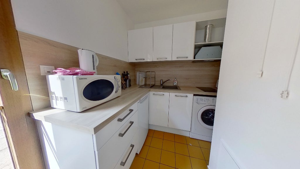 Flat Rue de Strasbourg in Courbevoie