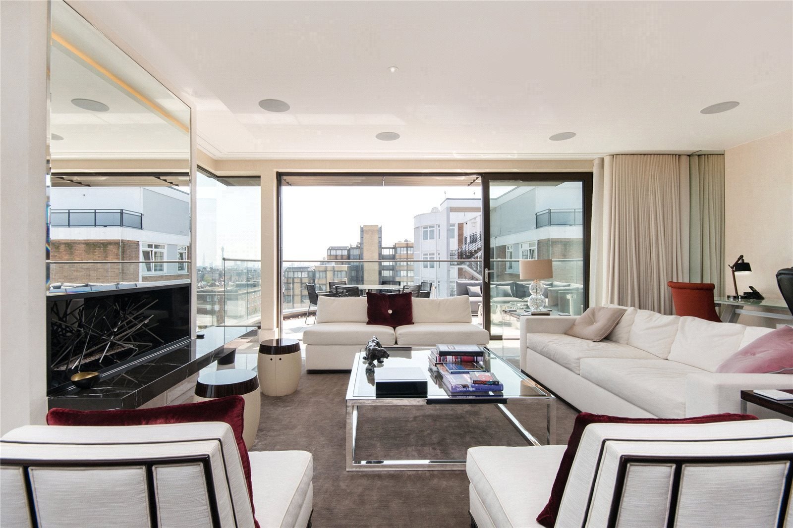 Flat Finchley Road in City of Westminster