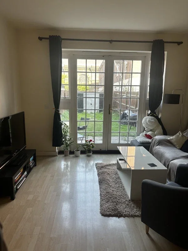 Room Hastings Street in Greater London