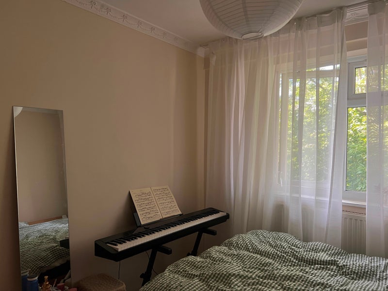 Room Clinger Court in Greater London