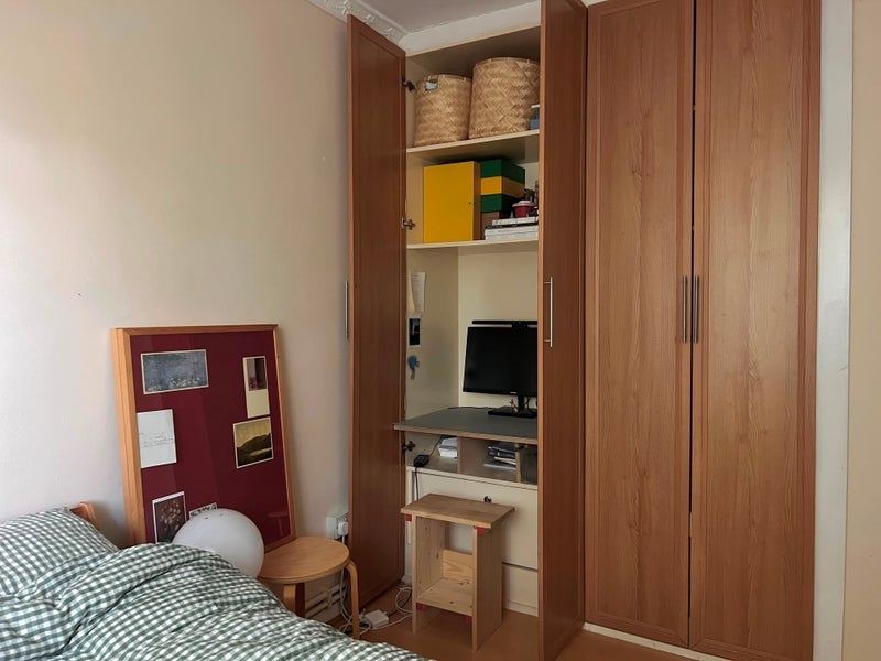 Room Clinger Court in Greater London