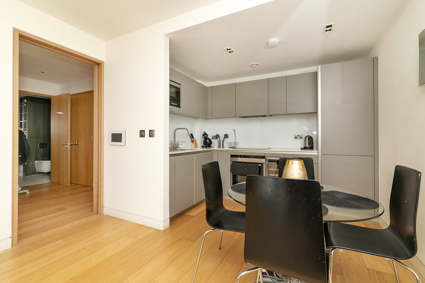 Flat Wood Street in City of London