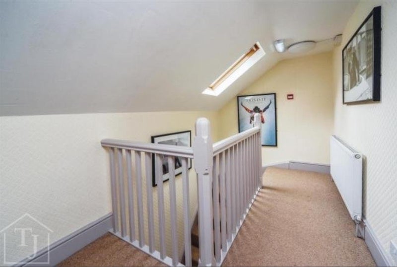 Room Balfour Road in Nottingham