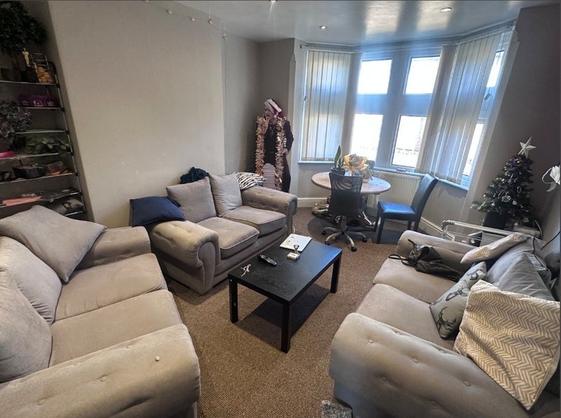 Room Balfour Road in Nottingham