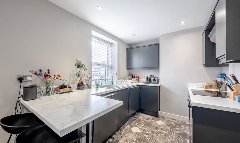 Flat Chatsworth Road in Harrogate