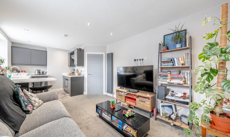 Flat Chatsworth Road in Harrogate