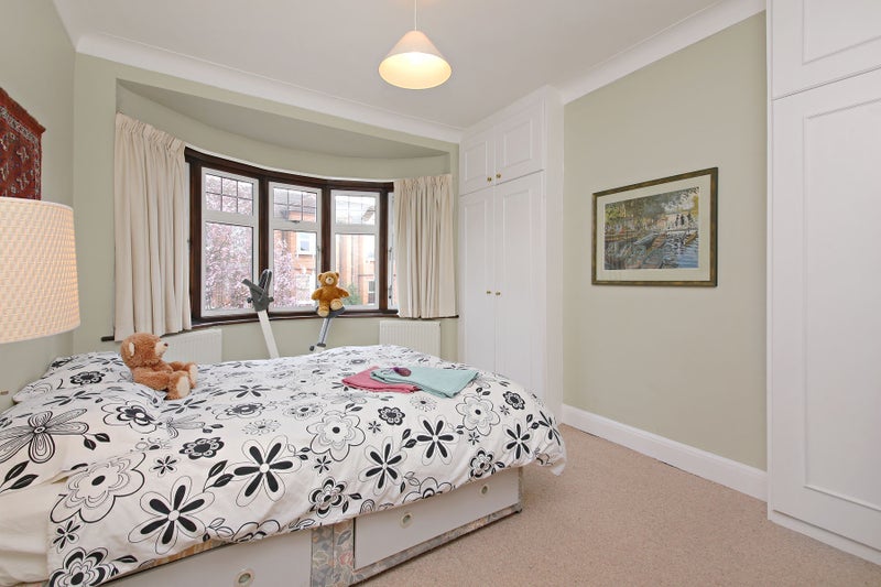 Room Gordon Road in Greater London