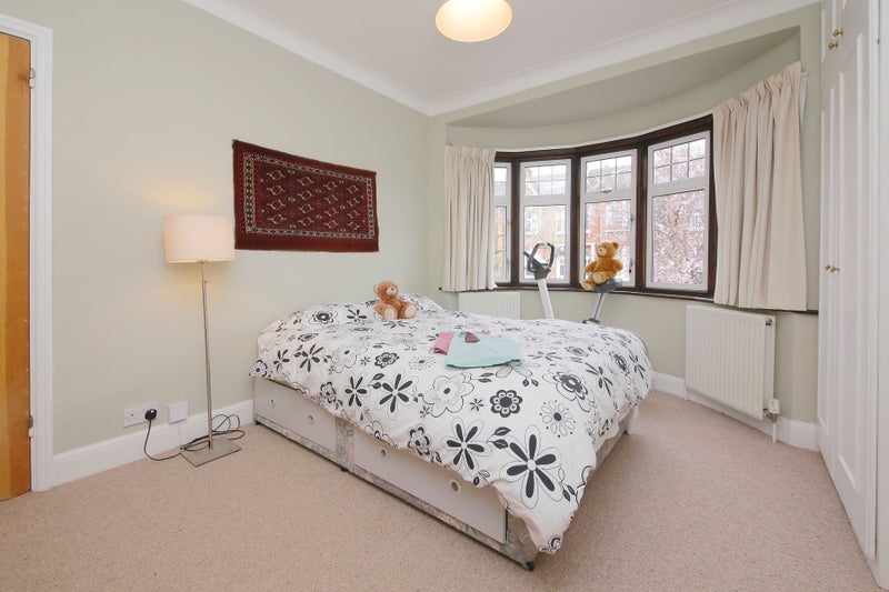 Room Gordon Road in Greater London
