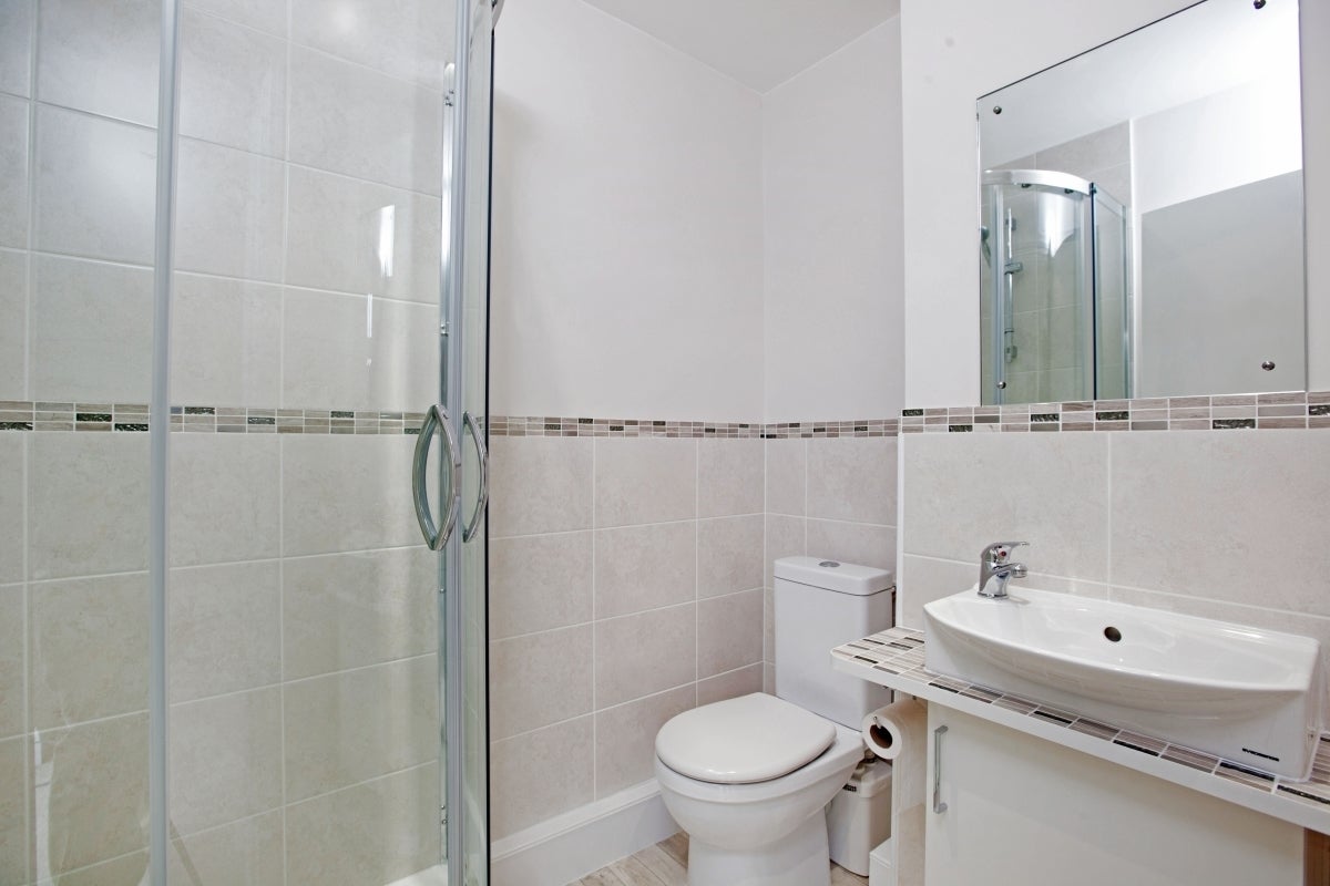 Flat Grosvenor Drive in Maidenhead