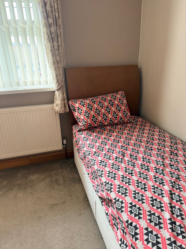 Room Kilnmead in Crawley