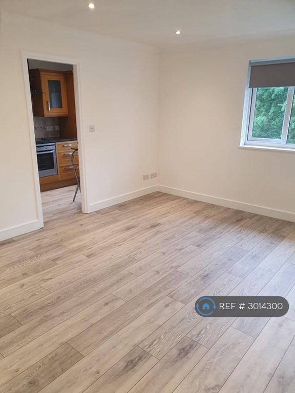 Flat Eldridge Close in Vale of White Horse
