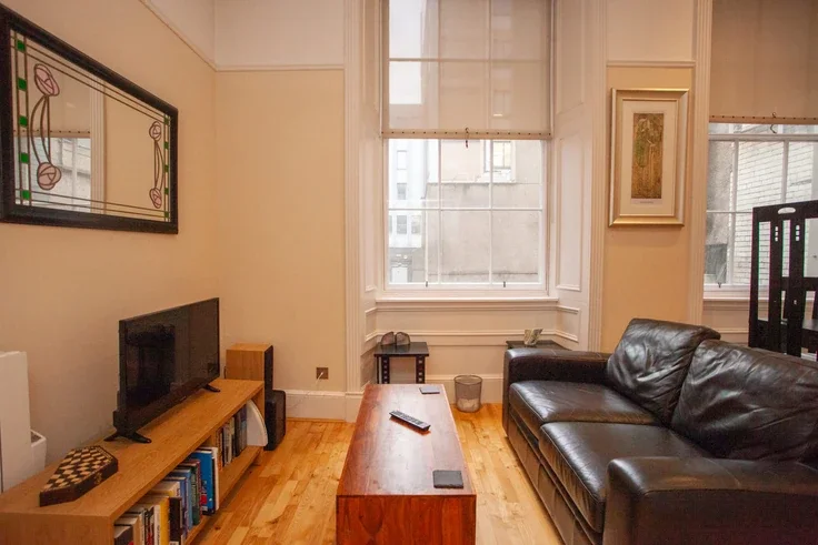 Flat Miller Street in Glasgow