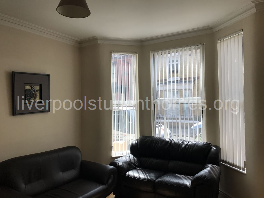 Flat Shaw Street in Liverpool