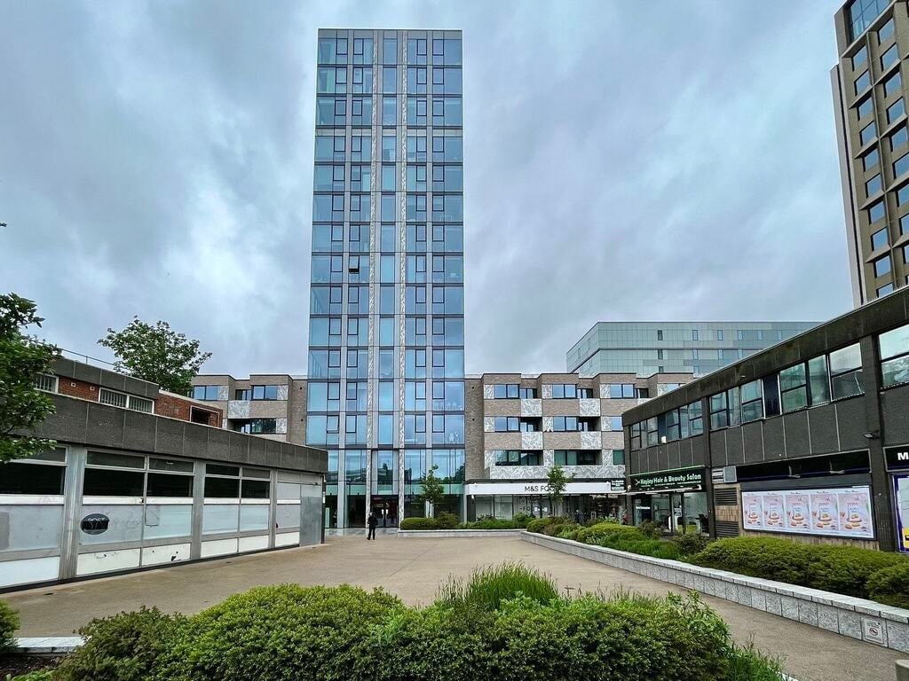 Flat Highgate Hill in Greater London