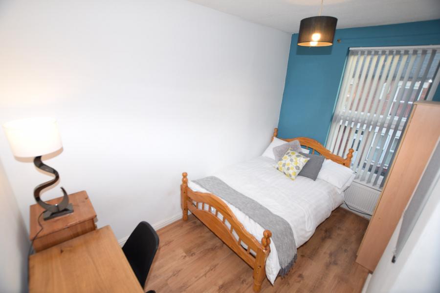 Room Manchester Street in Derby