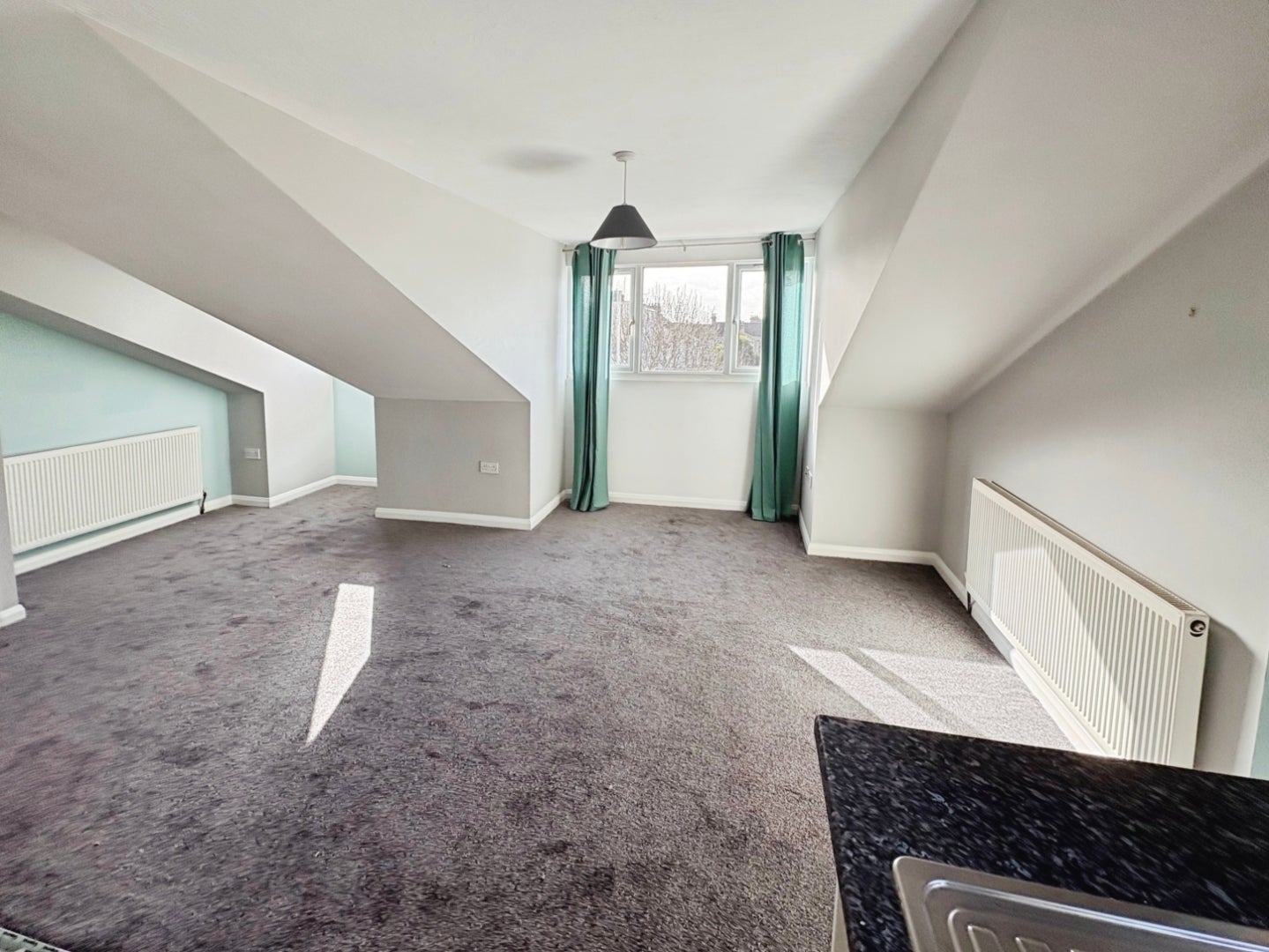 Flat South Avenue in Southend-on-Sea