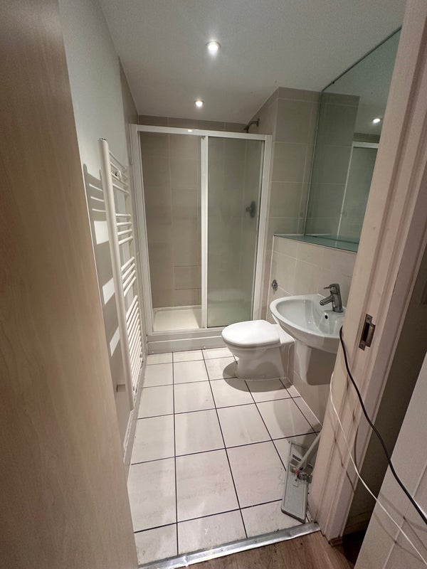 Flat Lower Ormond Street in Manchester
