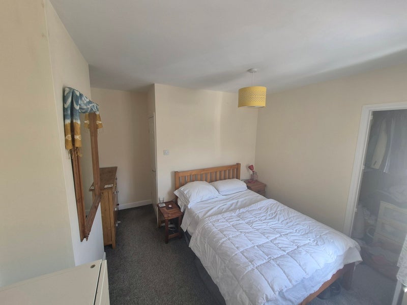 Room Jersey Avenue in Bristol