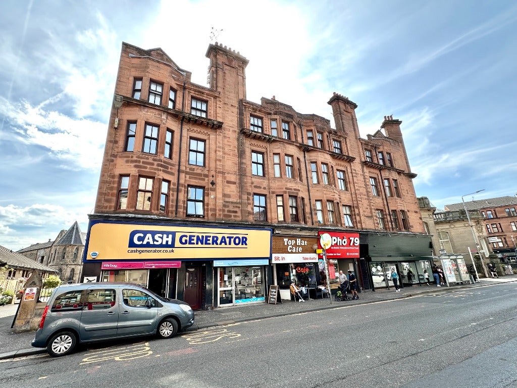 Flat Dumbarton Road in Glasgow