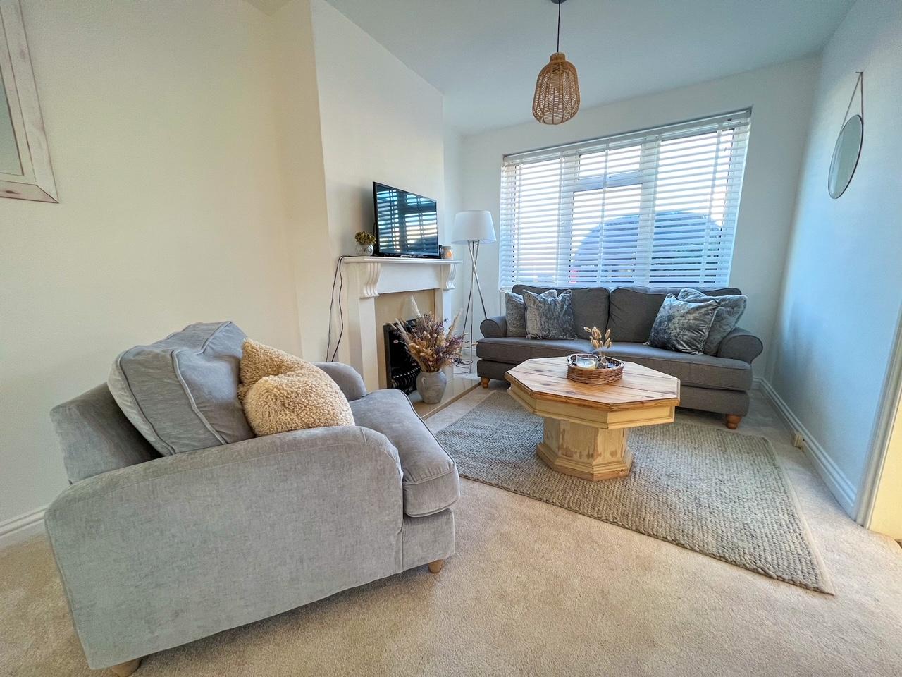 House First Avenue in Walton on Thames