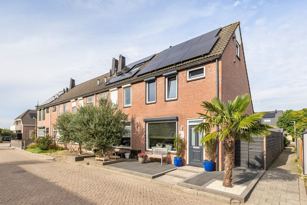 Huis Torenlaan 80 in Zuid-Beijerland