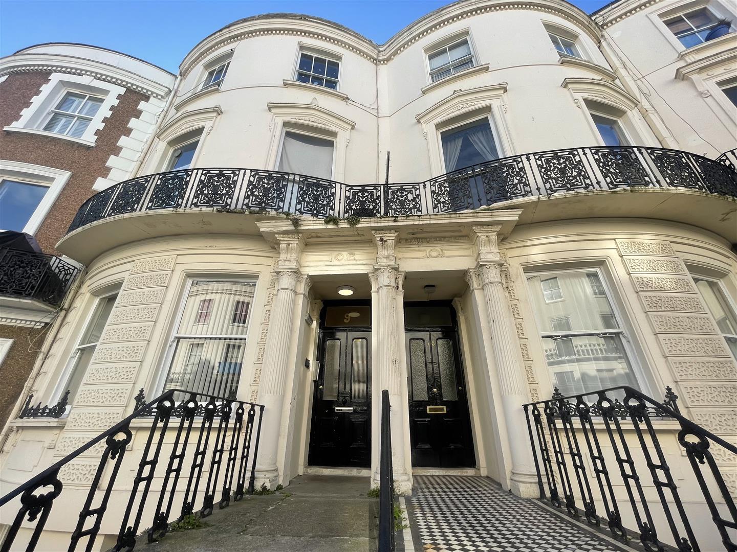 Flat Brunswick Road in Hove