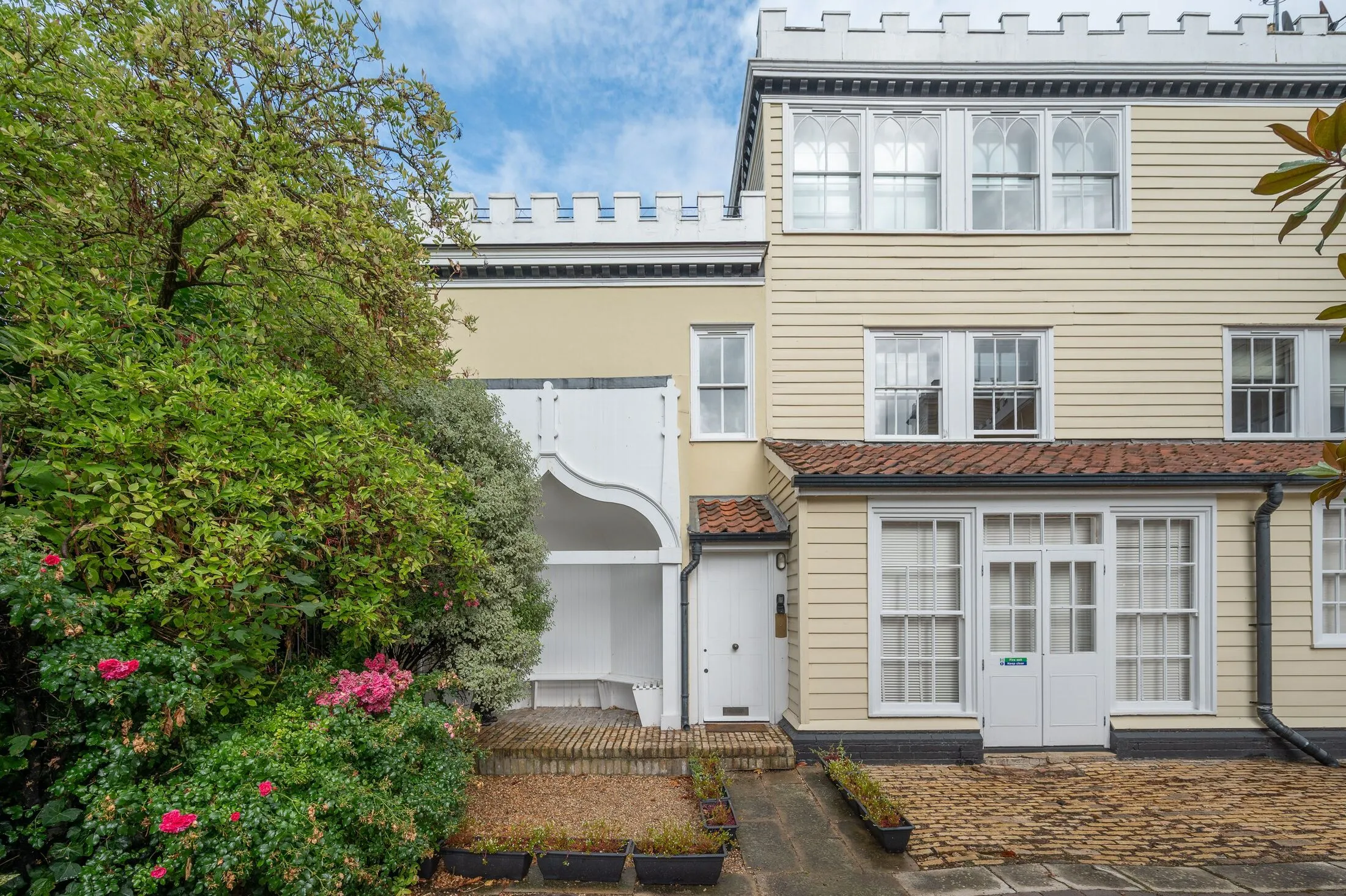 House North End Way in Greater London