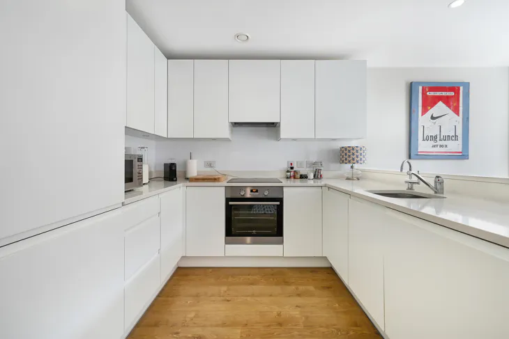 Flat Lamb Walk in Greater London