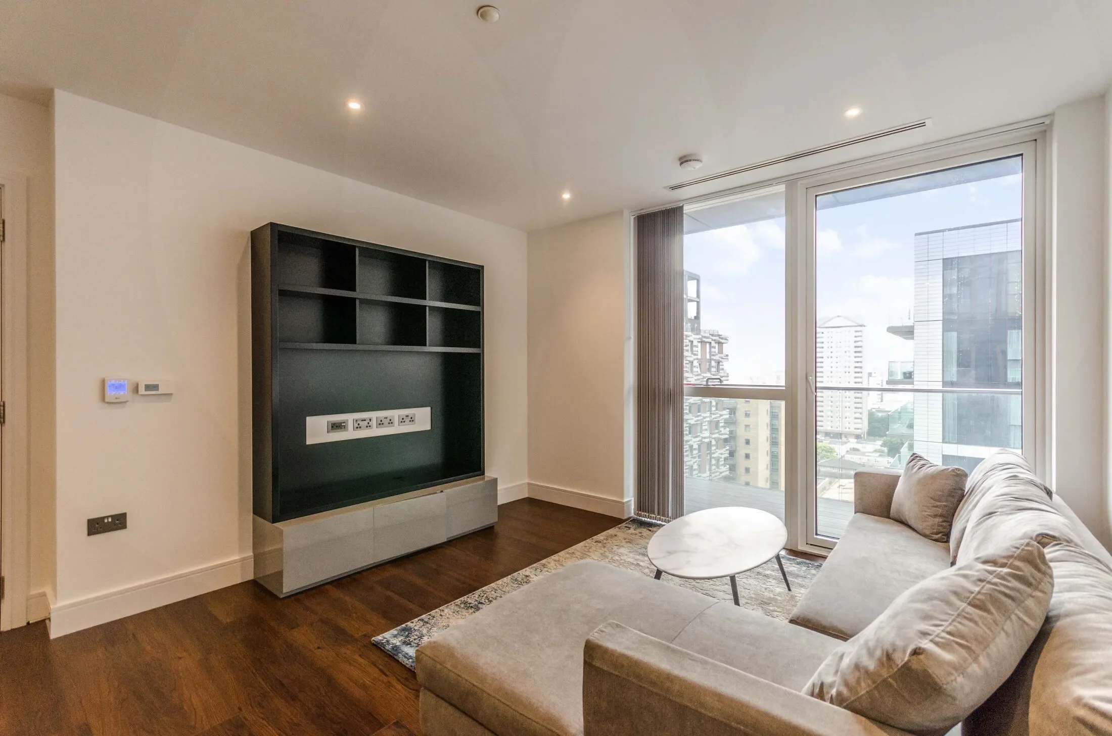 Flat Cassilis Road in Greater London