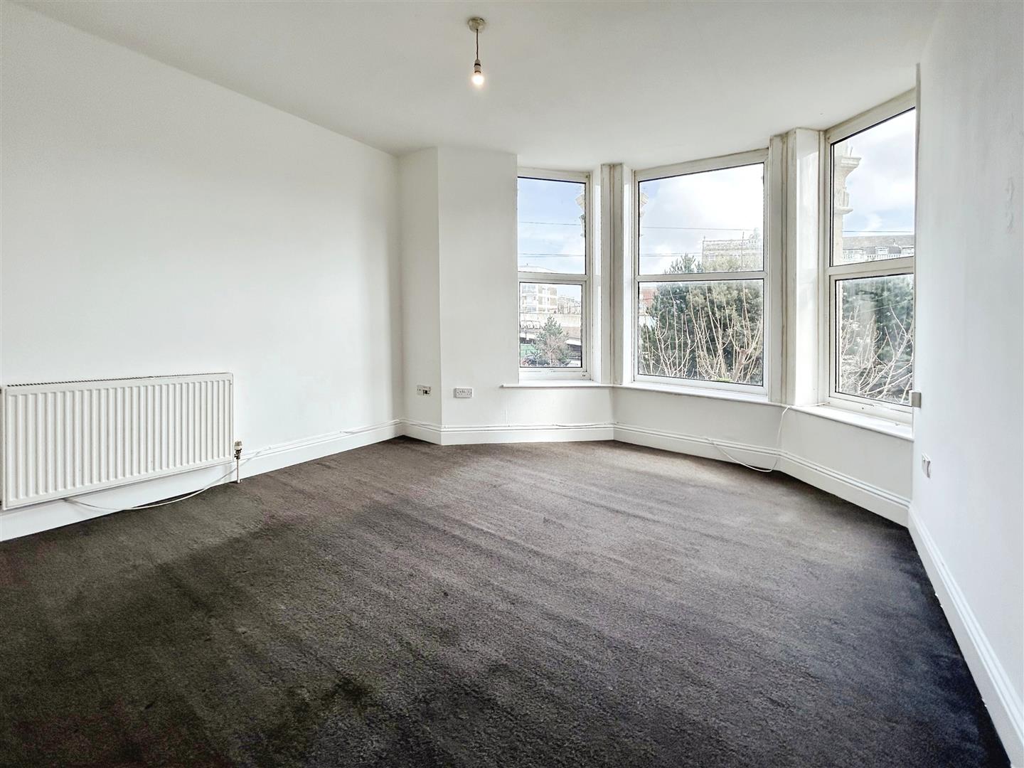 Flat Dalby Square in Thanet