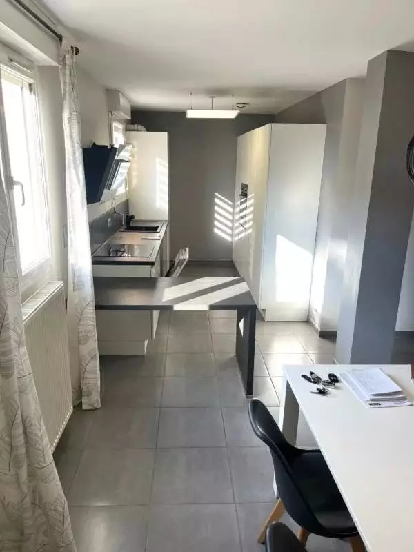 Appartement Rue du Docteur André Chaix à Bourgoin-Jallieu