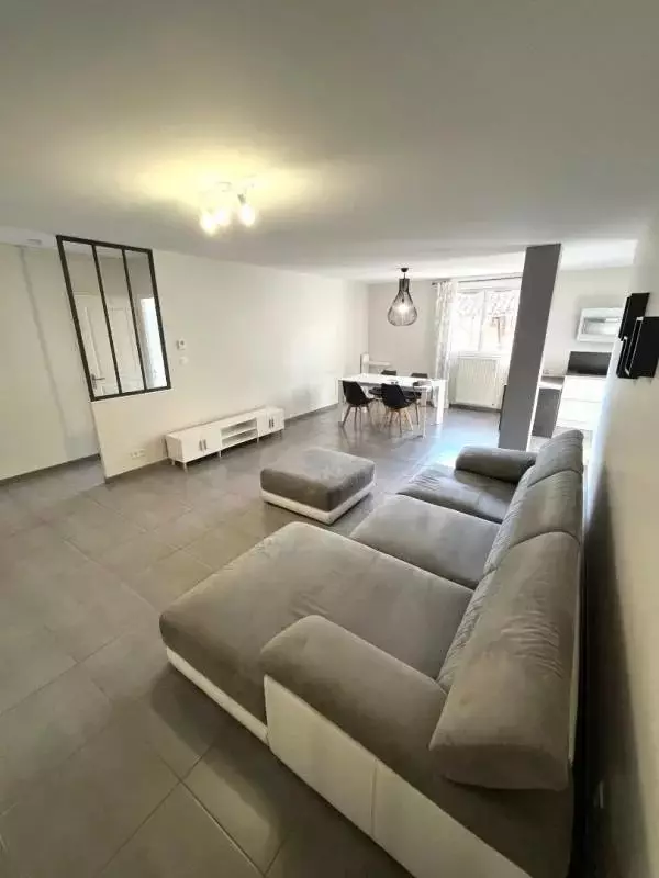 Appartement Rue du Docteur André Chaix à Bourgoin-Jallieu