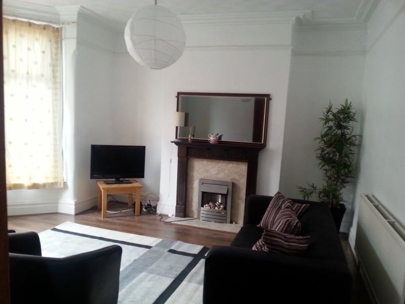 Room Ramilies Road in Liverpool