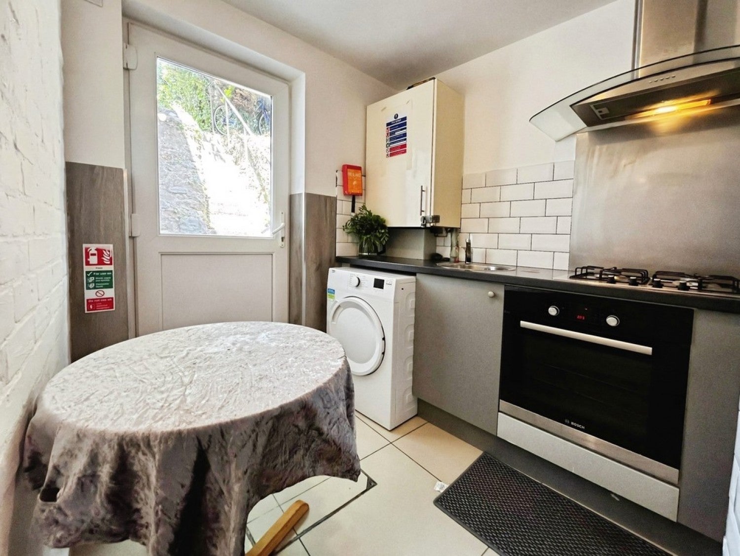 Room Higher Kingston in Yeovil