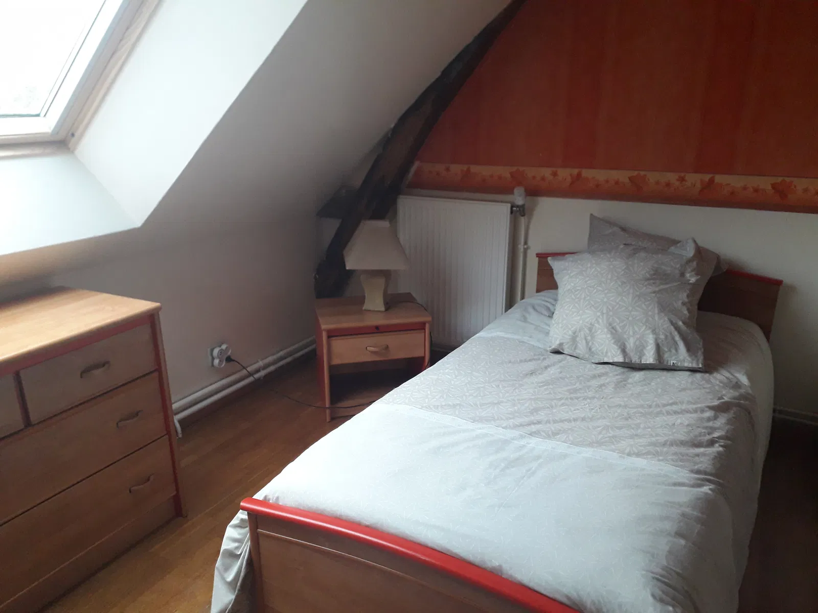 Chambre Rue de Gibron à Chaufour-Notre-Dame
