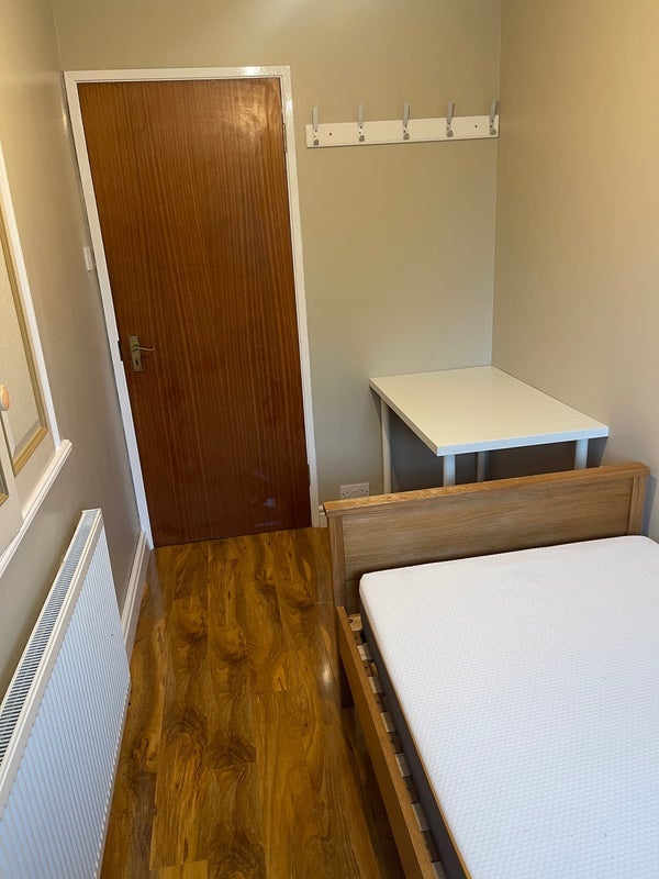 Room Maiden Lane in Crawley