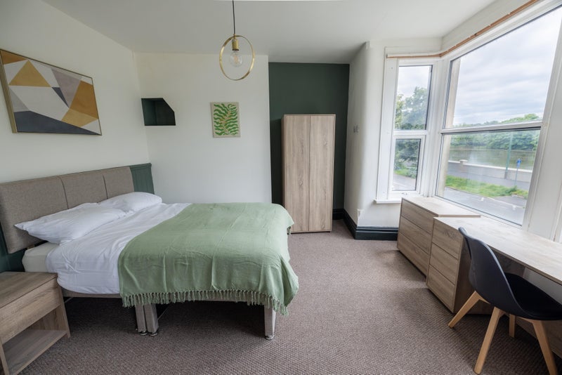 Room Ardee Road in Preston