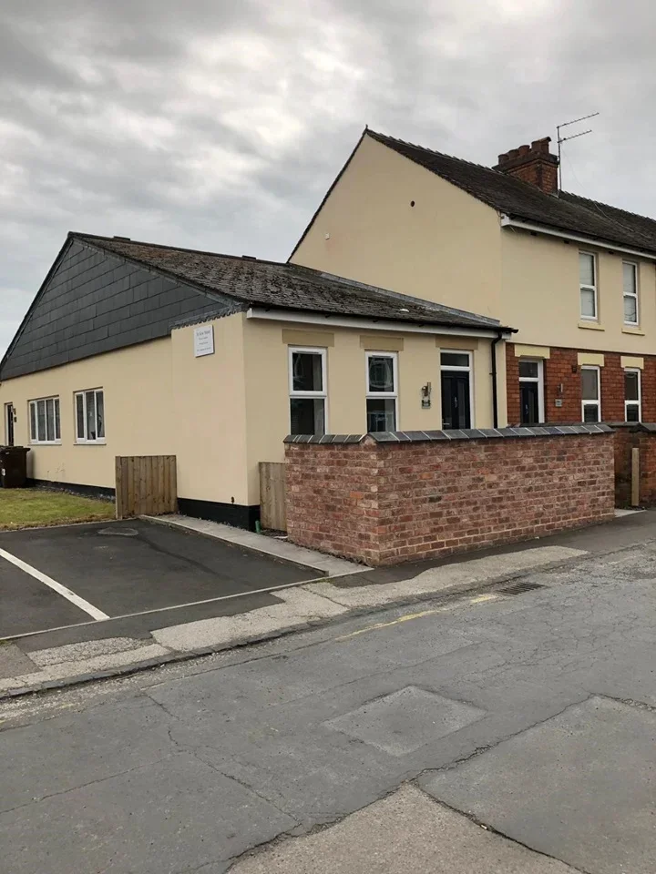 Flat Marsh Street in Stafford