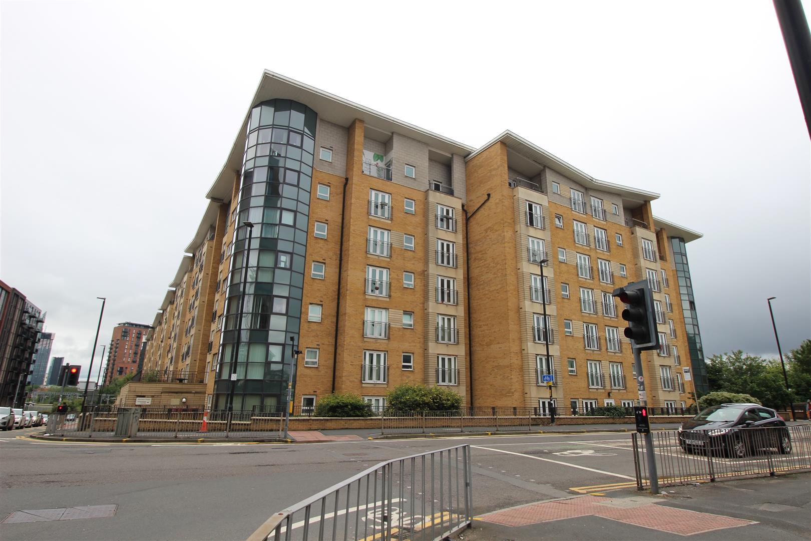 Flat Middlewood Street in Salford