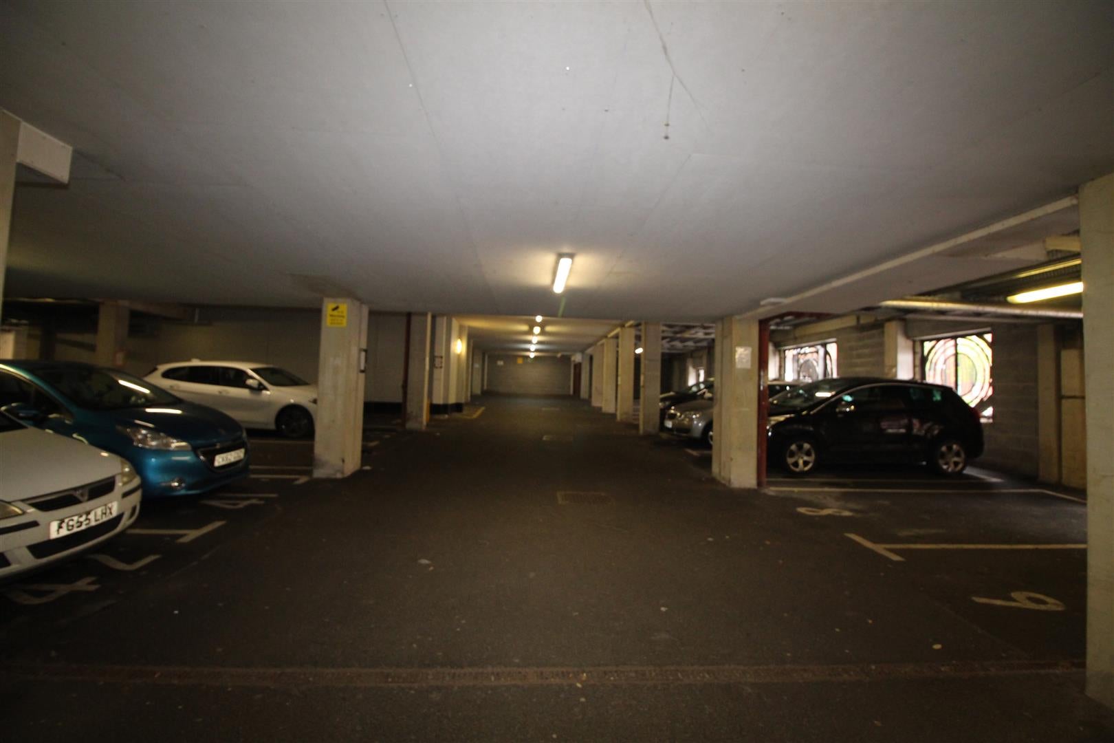 Flat Middlewood Street in Salford