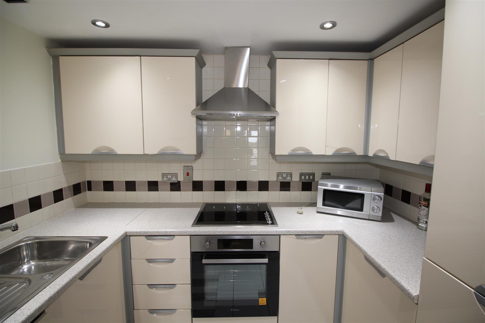 Flat Middlewood Street in Salford