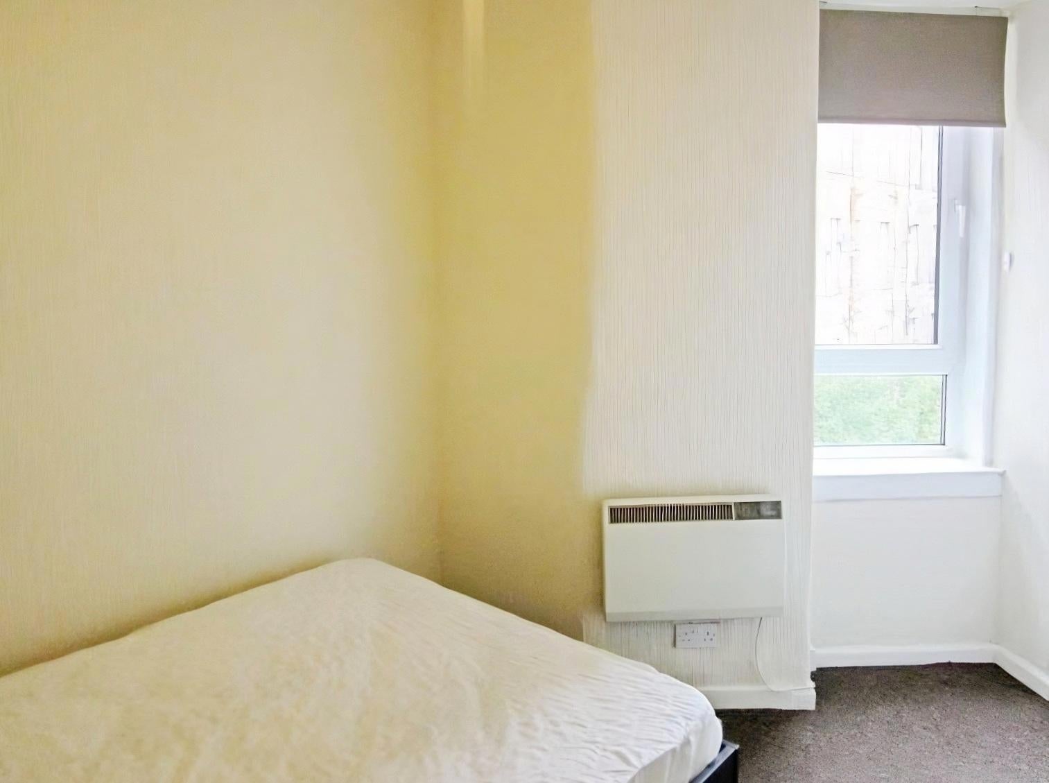 Flat Wheatfield Place in City of Edinburgh